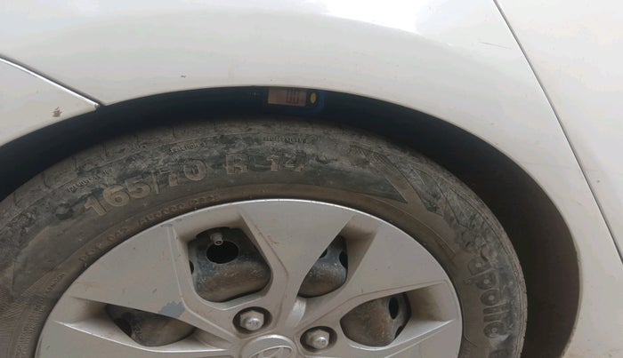 2018 Hyundai Xcent S 1.2, Petrol, Manual, 1,42,513 km, tyre