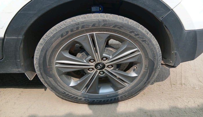 2017 Hyundai Creta SX PLUS AT 1.6 DIESEL, Diesel, Automatic, 1,34,588 km, tyre