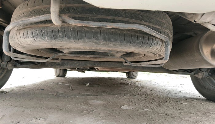 2021 Maruti Ertiga VXI SHVS, Petrol, Manual, 68,286 km, tyre