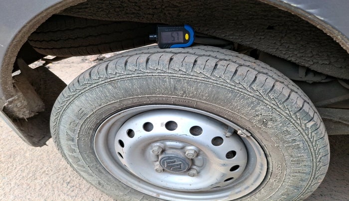 2025 Maruti Eeco 5 STR AC, Petrol, Manual, 14,360 km, tyre