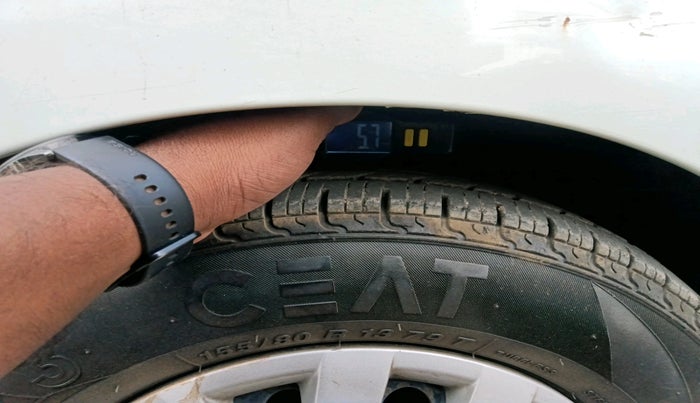 2013 Hyundai i10 SPORTZ 1.2, Petrol, Manual, 50,239 km, tyre