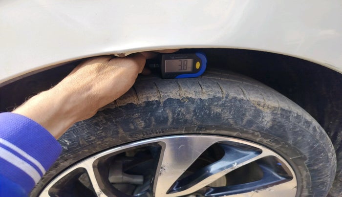 2021 Maruti Baleno ZETA PETROL 1.2, Petrol, Manual, 30,119 km, tyre