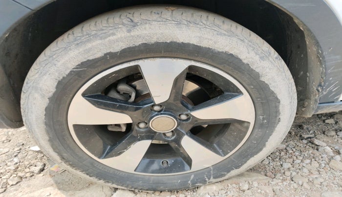 2019 Tata NEXON XZ PLUS DIESEL, Diesel, Manual, 1,11,101 km, tyre