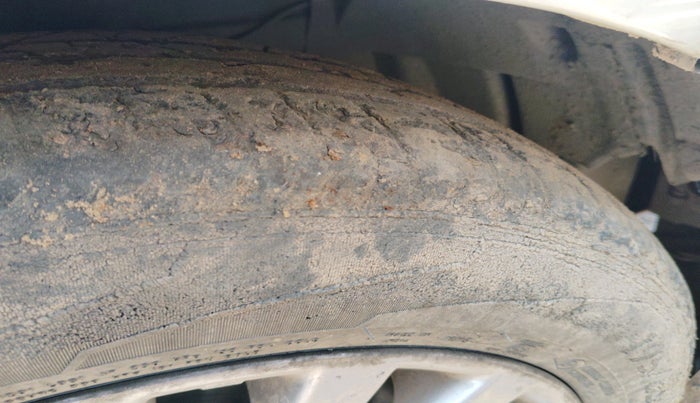 2018 Maruti Ciaz ALPHA DIESEL 1.3, Diesel, Manual, 1,03,285 km, tyre