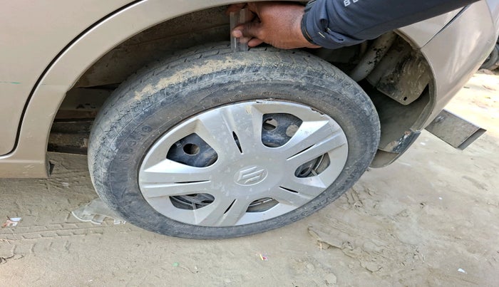 2013 Maruti Wagon R 1.0 VXI, Petrol, Manual, 25,462 km, tyre