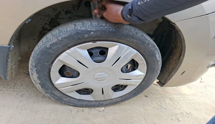 2013 Maruti Wagon R 1.0 VXI, Petrol, Manual, 25,462 km, tyre