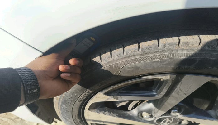 2023 Hyundai AURA SX 1.2 CNG, Petrol, Manual, 60,809 km, tyre