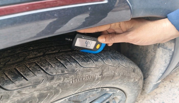 2024 Maruti FRONX DELTA PLUS 1.2L AGS, Petrol, Automatic, 13,213 km, tyre