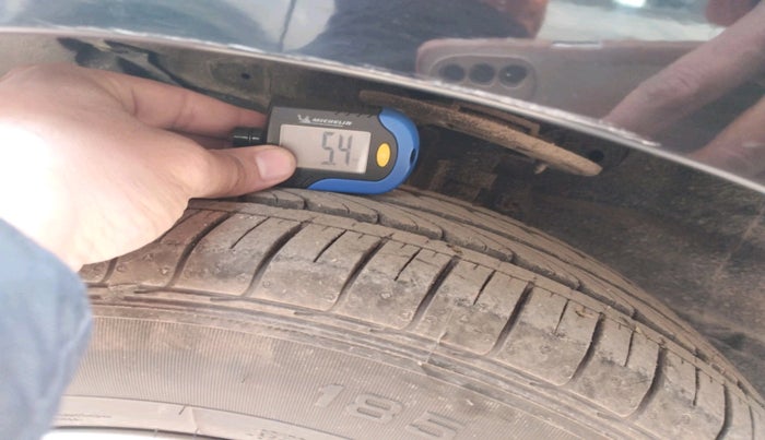 2024 Maruti Ciaz ZETA AT 1.5  SHVS PETROL, Petrol, Automatic, 7,764 km, tyre