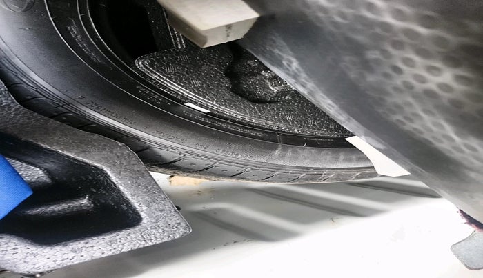 2024 Maruti Ciaz DELTA 1.5 SHVS MT PETROL, Petrol, Manual, 16,500 km, tyre