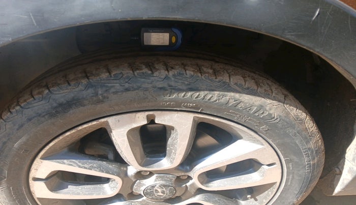 2016 Hyundai i20 Active 1.2 SX, Petrol, Manual, 2,23,002 km, tyre