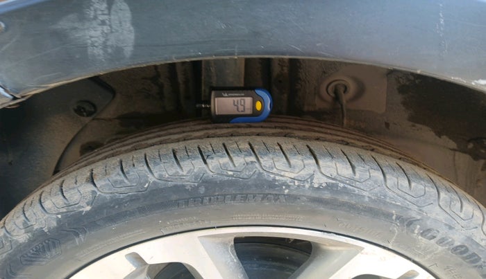 2016 Hyundai i20 Active 1.2 SX, Petrol, Manual, 2,23,002 km, tyre