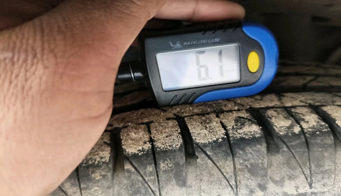 2021 Tata NEXON XZ PLUS PETROL, CNG, Manual, 1,00,965 km, tyre