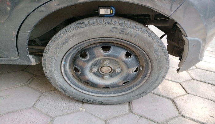 2018 Maruti Alto K10 VXI, Petrol, Manual, 71,831 km, tyre