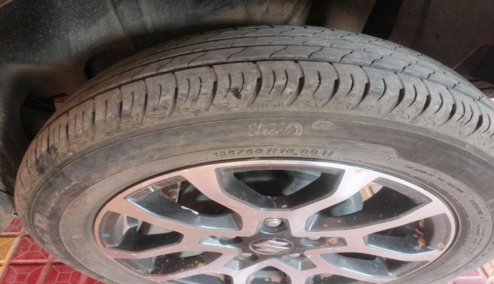 2023 Maruti XL6 ZETA AT, Petrol, Automatic, 19,681 km, tyre