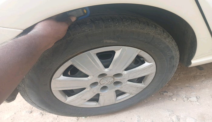 2012 Volkswagen Polo TRENDLINE 1.2L PETROL, Petrol, Manual, 68,770 km, tyre