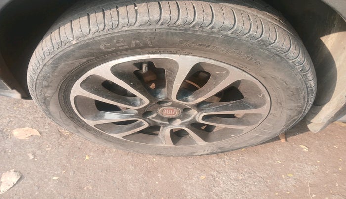 2018 Fiat URBAN CROSS EMOTION MULTIJET 1.3, Diesel, Manual, 96,089 km, tyre