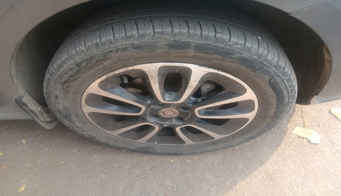 2018 Fiat URBAN CROSS EMOTION MULTIJET 1.3, Diesel, Manual, 96,089 km, tyre