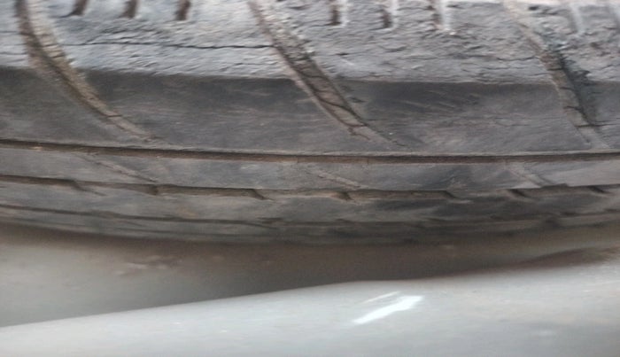 2014 Maruti Celerio VXI, Petrol, Manual, 17,653 km, tyre