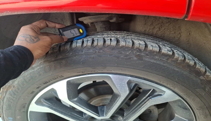 2022 Jeep Compass MODEL S (O) 1.4 PETROL DCT, Petrol, Automatic, 61,125 km, tyre