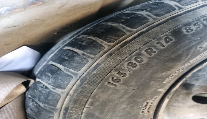 2012 Maruti Swift Dzire VXI, Petrol, Manual, 1,49,860 km, tyre