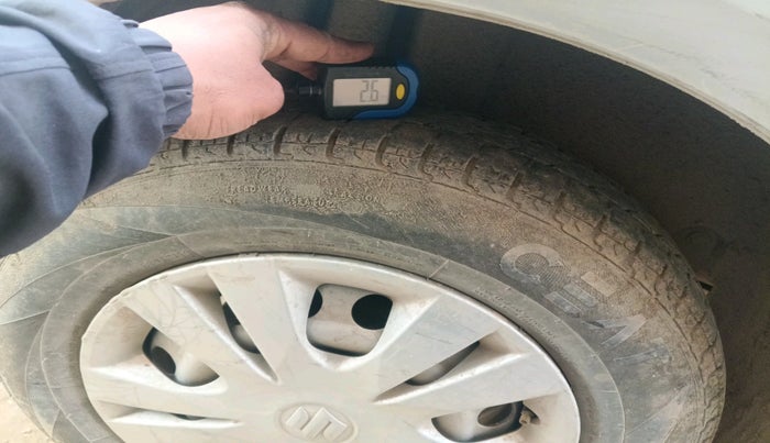 2017 Maruti Swift LDI, Diesel, Manual, 77,998 km, tyre