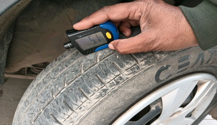 2018 Renault Kwid RXL, Petrol, Manual, 51,993 km, tyre