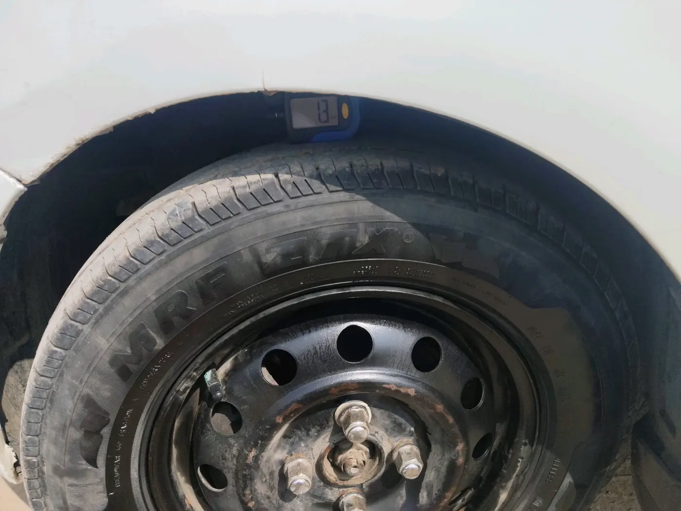 2012 Hyundai i10 MAGNA 1.2, CNG, Manual, 1,04,090 km, tyre