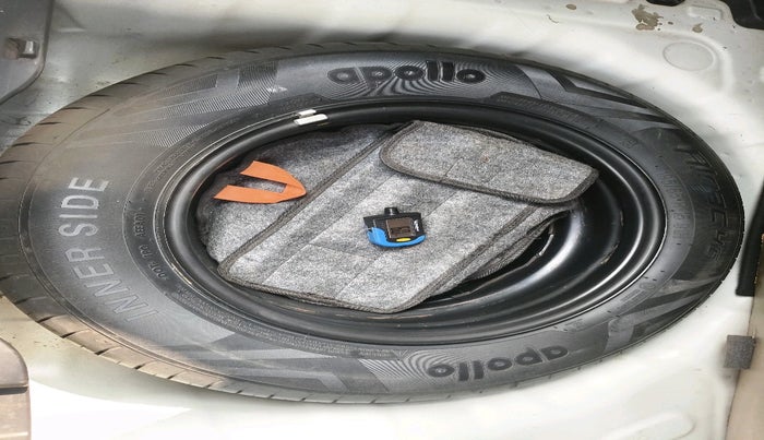 2019 Hyundai VENUE SX(O) 1.4 CRDI, Diesel, Manual, 47,226 km, tyre