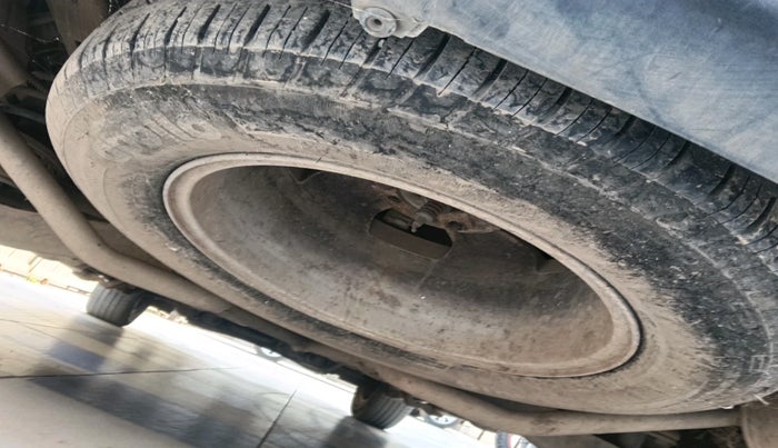 2014 Mahindra XUV500 W8, Diesel, Manual, 1,62,391 km, tyre