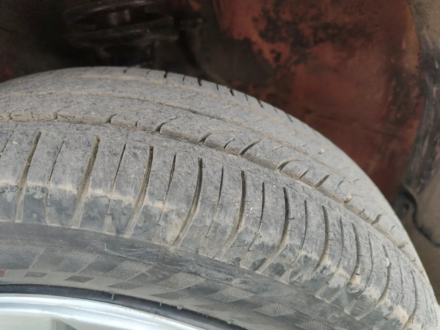 2012 Maruti Alto K10 VXI, Petrol, Manual, 56,705 km, tyre