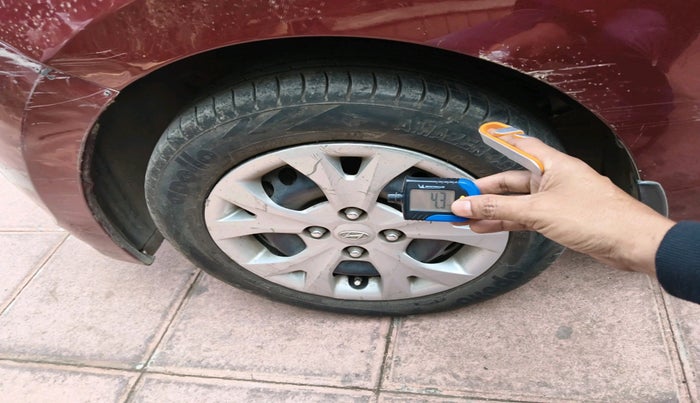 2013 Hyundai Grand i10 SPORTZ 1.2 KAPPA VTVT, Petrol, Manual, 36,834 km, tyre