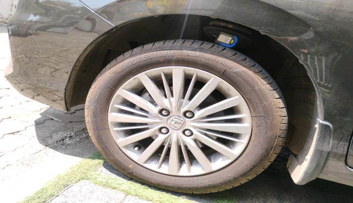 2022 Honda City 1.5L I-VTEC V MT 5TH GEN, Petrol, Manual, 40,608 km, tyre