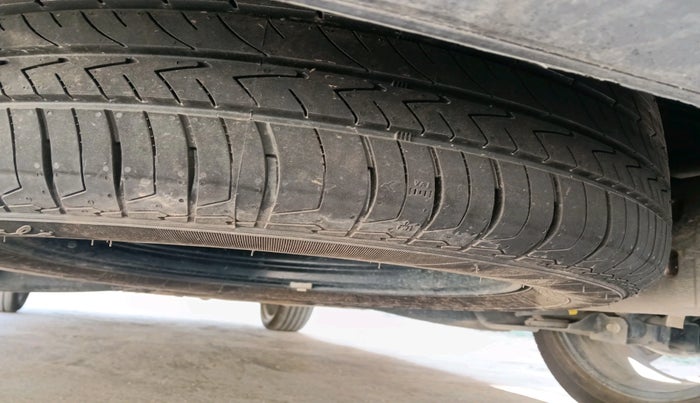 2023 Hyundai ALCAZAR PLATINUM (O) 7STR 1.5 AT, Petrol, Automatic, 17,076 km, tyre