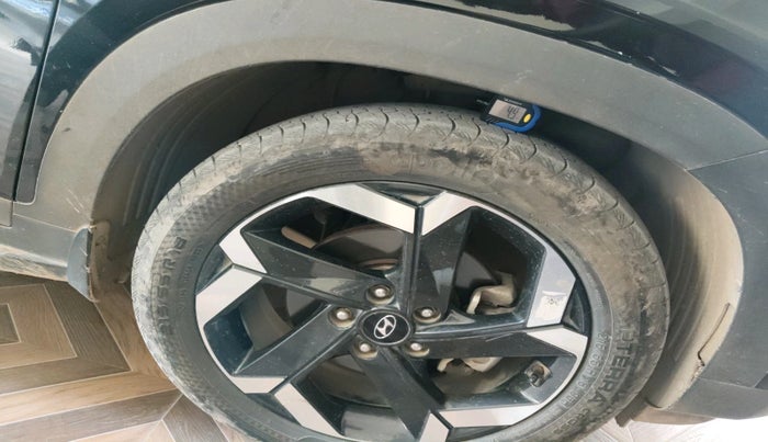 2022 Hyundai ALCAZAR 1.5 SIGNATURE (O) AT 7STR, Diesel, Automatic, 75,933 km, tyre