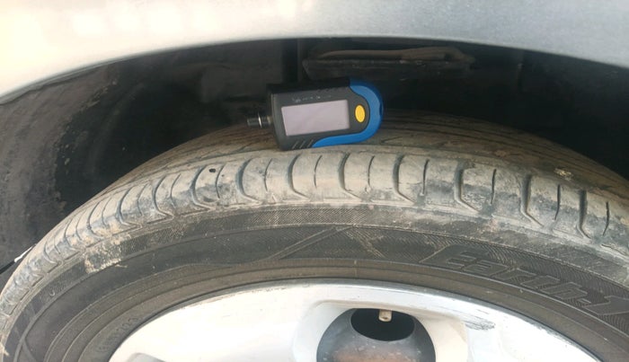 2018 Tata Tiago XT PETROL, Petrol, Manual, 67,682 km, tyre