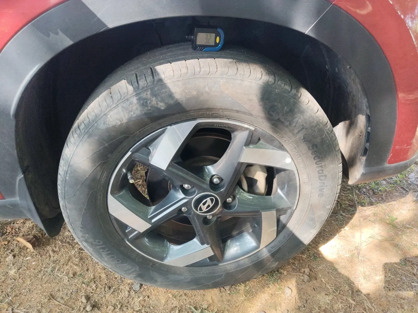 2019 Hyundai VENUE SX 1.0 TURBO, Petrol, Manual, 65,886 km, tyre