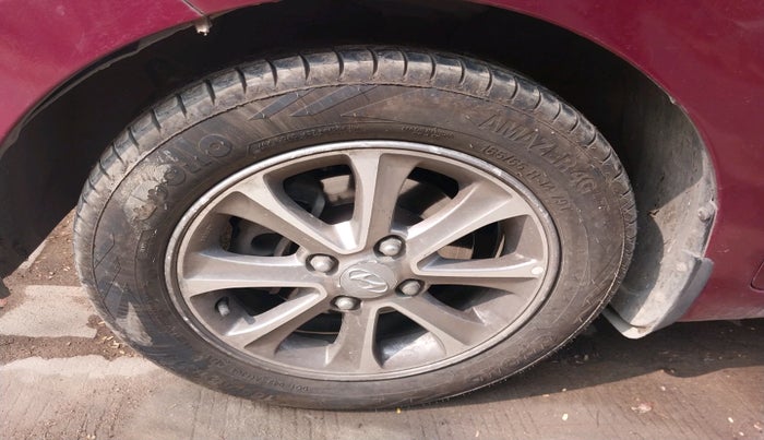 2017 Hyundai Grand i10 ASTA (O) AT 1.2 KAPPA VTVT, Petrol, Automatic, 80,991 km, tyre