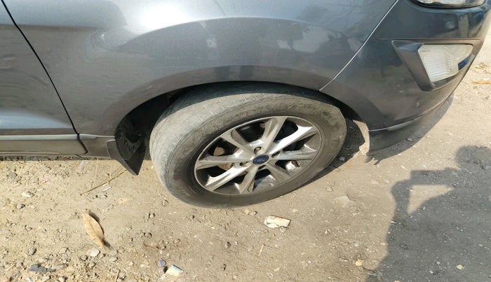 2018 Ford Ecosport TITANIUM 1.5L PETROL, Petrol, Manual, 1,02,696 km, tyre