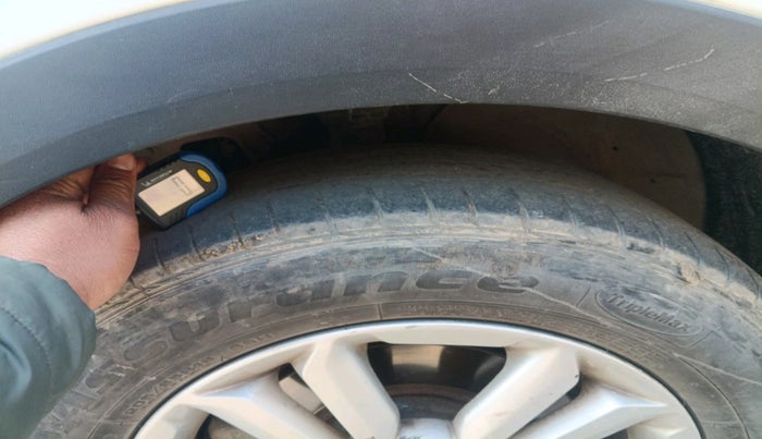 2018 Hyundai Creta E PLUS 1.6 PETROL, Petrol, Manual, 86,239 km, tyre