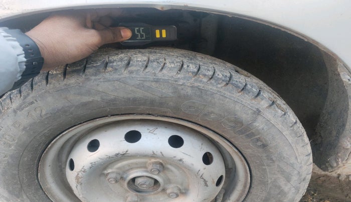 2011 Maruti Alto LXI, Petrol, Manual, 1,36,930 km, tyre