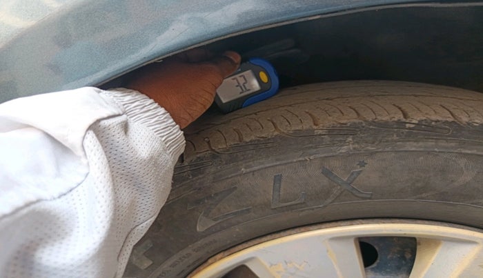 2011 Maruti Swift Dzire VXI, Petrol, Manual, 93,024 km, tyre