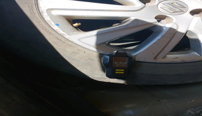 2016 Maruti Swift Dzire ZXI, Petrol, Manual, 56,716 km, tyre