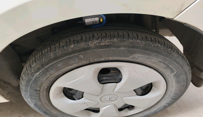 2022 Tata TIGOR XZ PETROL, Petrol, Manual, 50,337 km, tyre