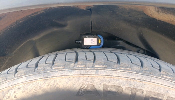 2021 Tata Safari XZ PLUS, Diesel, Manual, 67,821 km, tyre