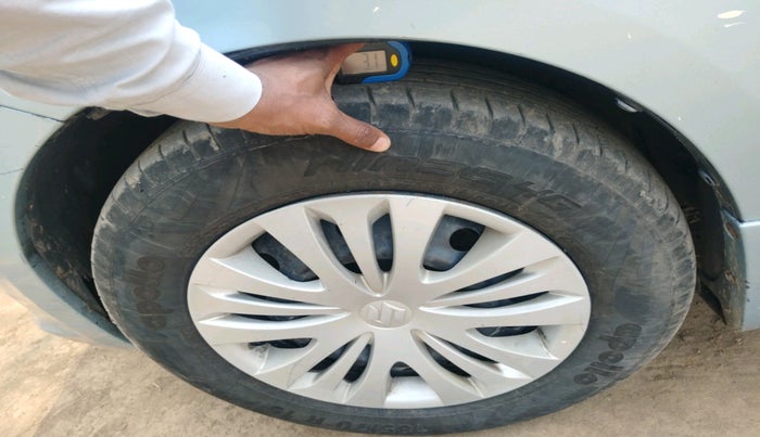 2012 Maruti Ertiga VDI, Diesel, Manual, 1,74,468 km, tyre