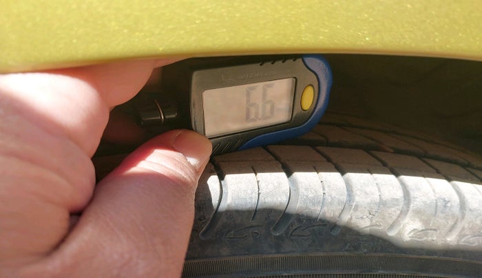 2015 Maruti Celerio VXI AMT, Petrol, Automatic, 50,150 km, tyre