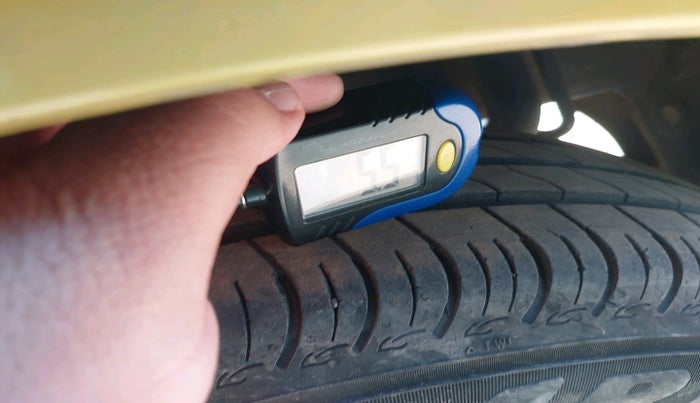 2015 Maruti Celerio VXI AMT, Petrol, Automatic, 50,150 km, tyre