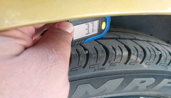 2015 Maruti Celerio VXI AMT, Petrol, Automatic, 50,150 km, tyre