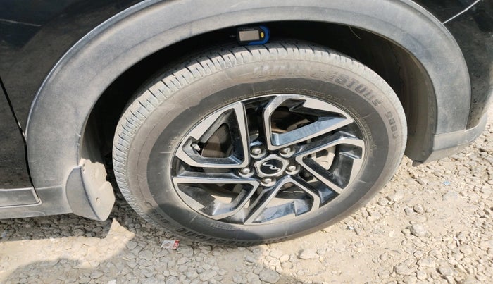 2022 KIA CARENS PRESTIGE PLUS 1.4 PETROL 7 STR, Petrol, Manual, 53,847 km, tyre